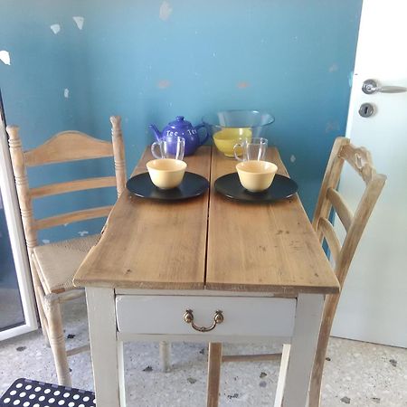 Apartament Mia'S Atelier, Balcony To Acropolis Ateny Zewnętrze zdjęcie