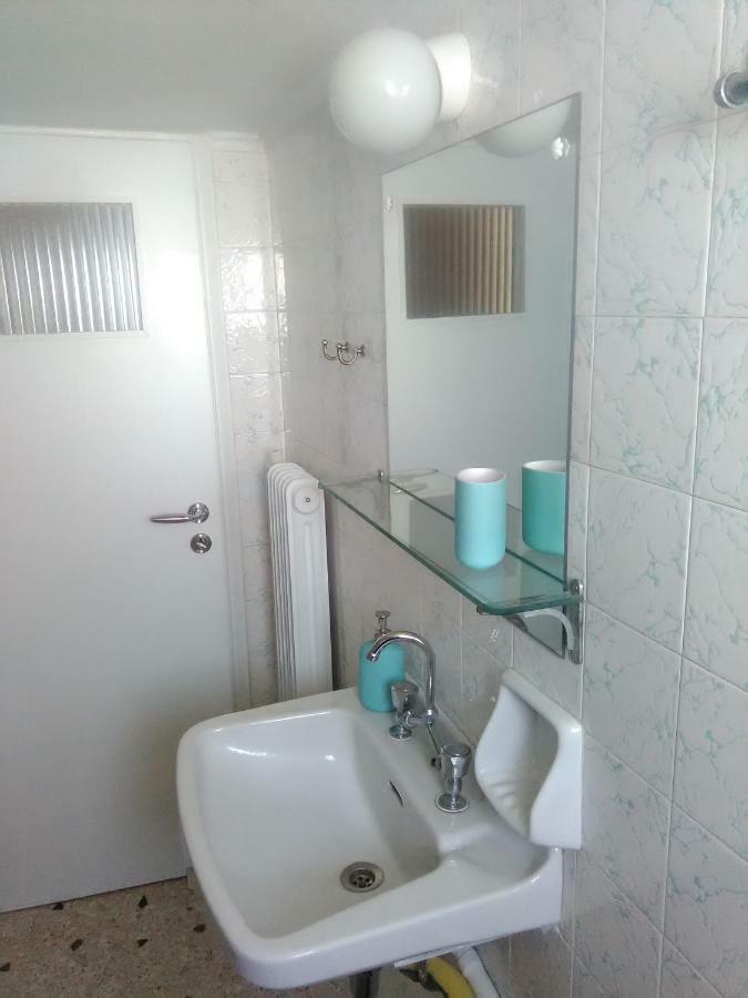 Apartament Mia'S Atelier, Balcony To Acropolis Ateny Zewnętrze zdjęcie